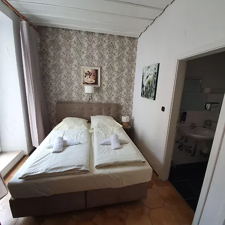 Seibel Guest house 2*