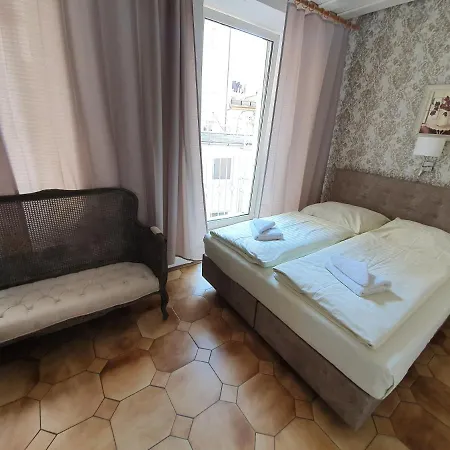 Seibel Guest house 2*